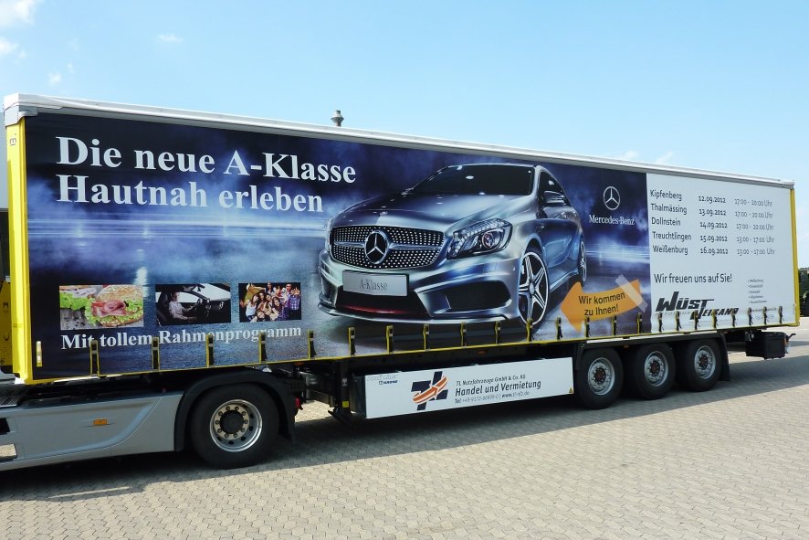 LKW Beschriftung Sattelauflieger mit Digitaldruck