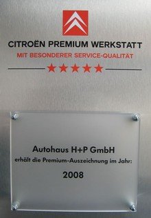 Auszeichnung \"Premium Werkstatt\" für Autohaus Neunkrichen H + P GmbH